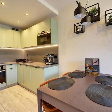 Apartamenty Sun Seasons 24 - Nad Lomnica 14 Centrum คาร์ปัตซ์ ภายนอก รูปภาพ