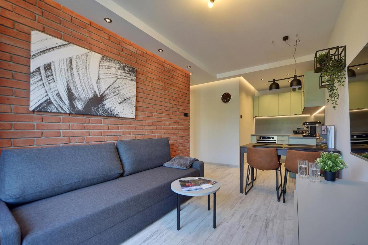 Apartamenty Sun Seasons 24 - Nad Lomnica 14 Centrum คาร์ปัตซ์ ภายนอก รูปภาพ